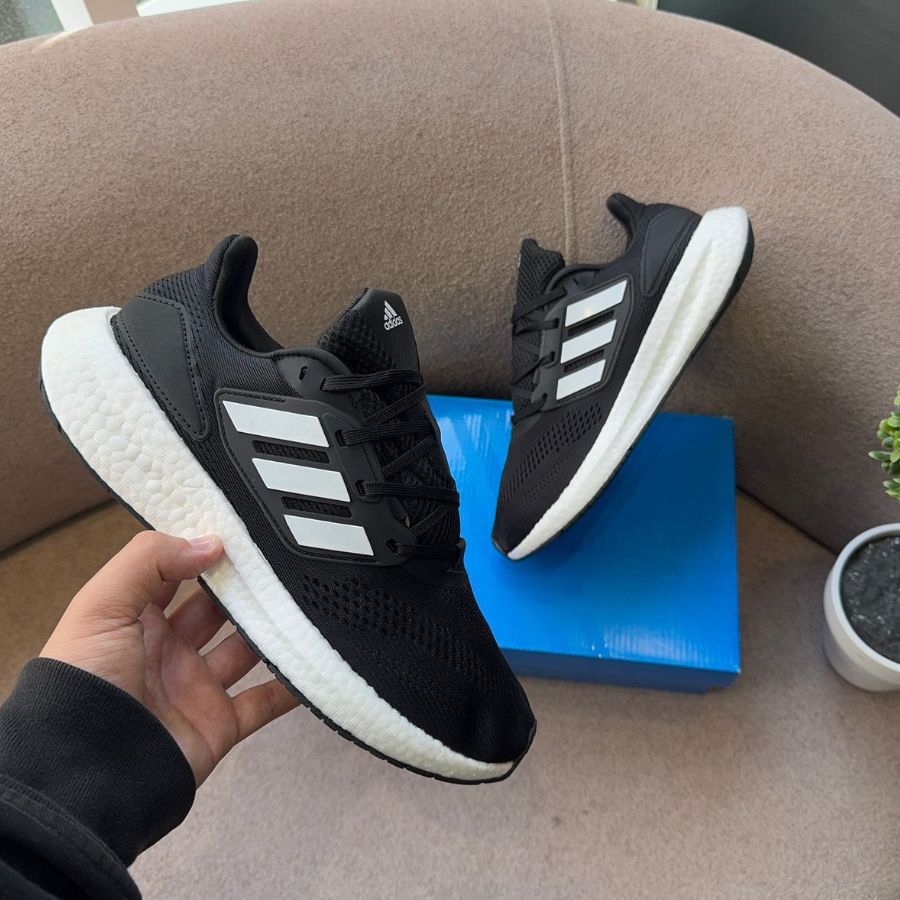 Adidas pureboost