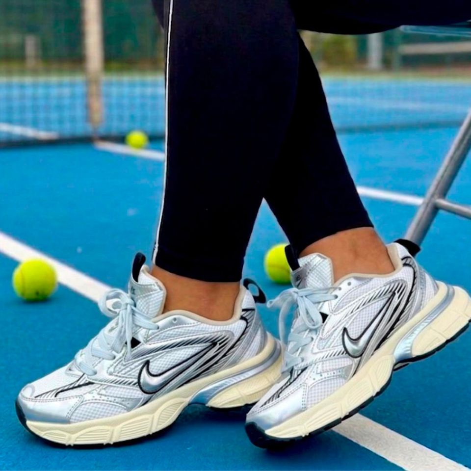 NIKE V5 RNR